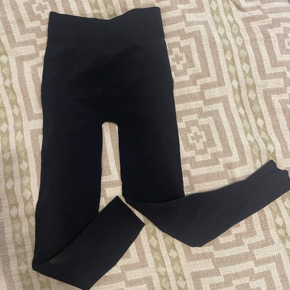 Adidas black seamless leggings